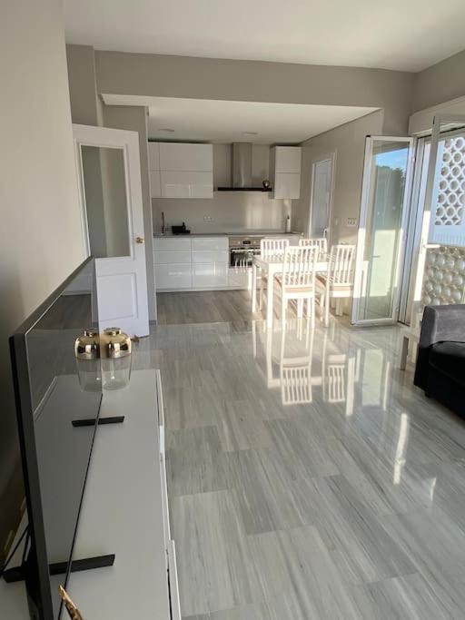 Lovely Tona Torremolinos Exterior photo